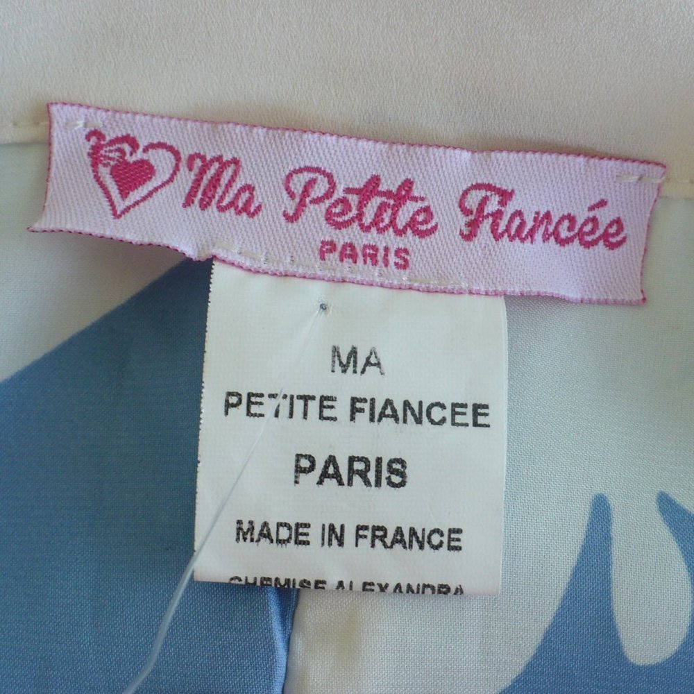❤️Top Ma Petite Francee Paris Blue & White Floral Blouse Size Medium - Picture 3 of 7